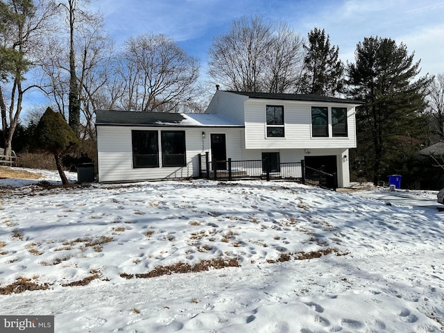 view of front of house