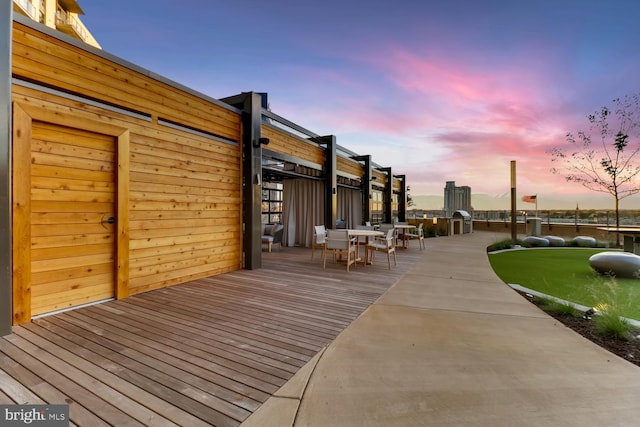 view of deck at dusk