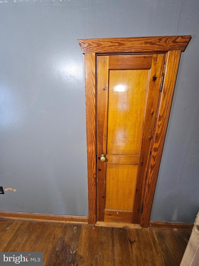 room details featuring hardwood / wood-style flooring