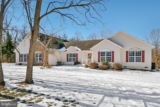 ranch-style home with crawl space and central air condition unit