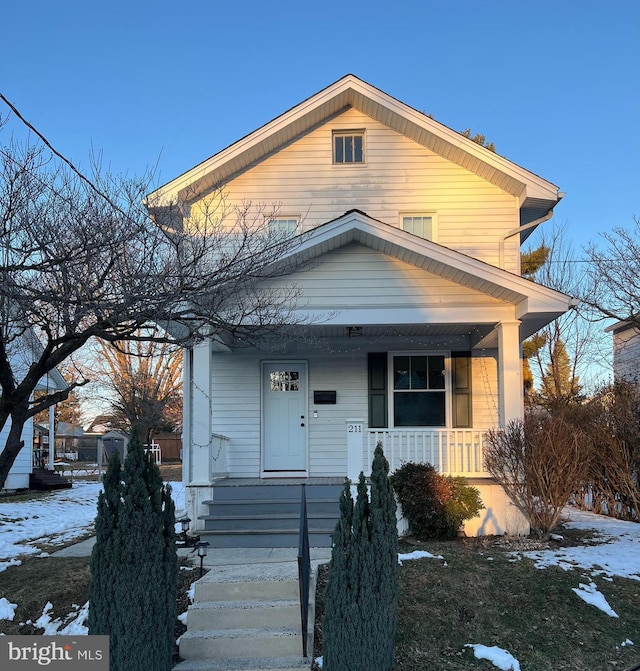 view of front of home featuring covered porch