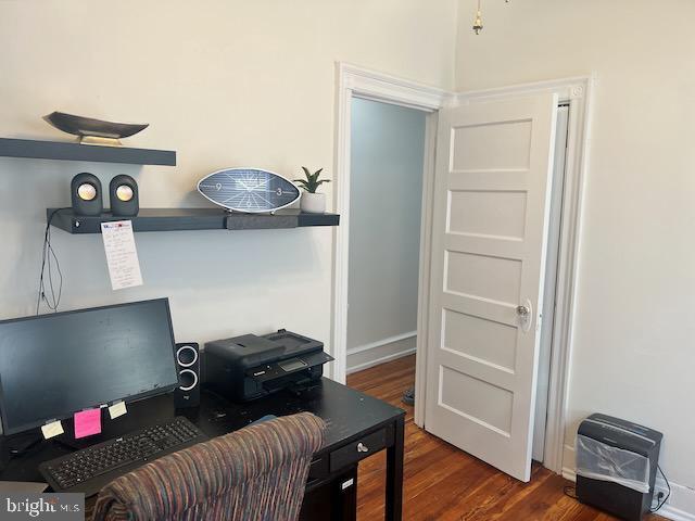 office area featuring dark hardwood / wood-style flooring