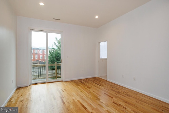 1215 N Hancock St, Philadelphia, PA 19122 - spare room with light wood-type flooring