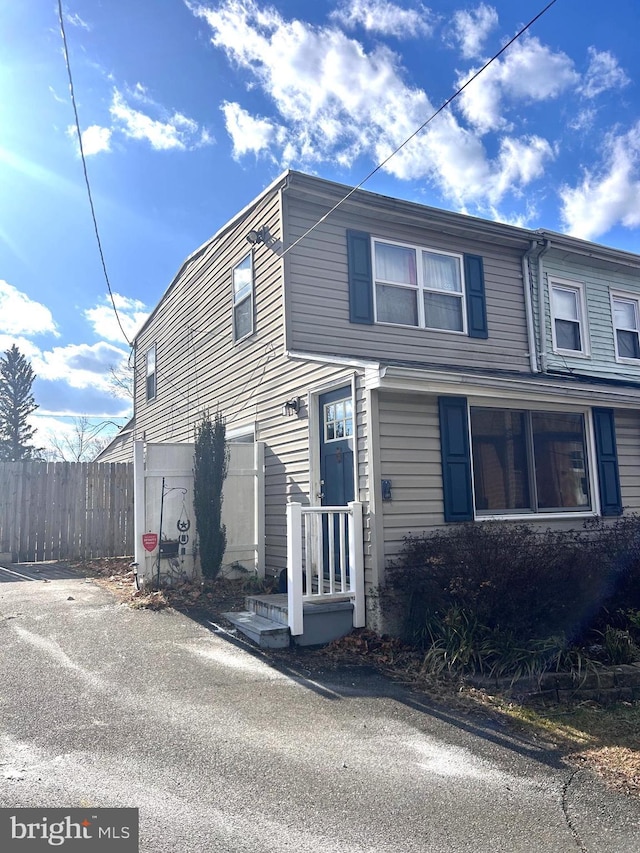 view of front of home