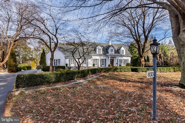 view of front of property