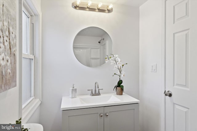 bathroom with vanity