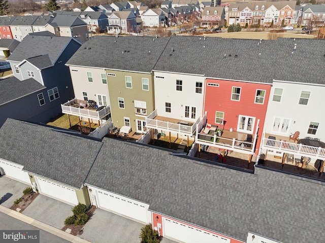 drone / aerial view featuring a residential view