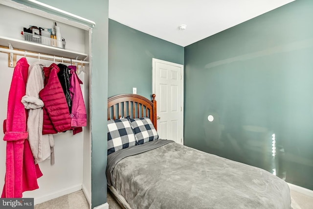 bedroom featuring a closet