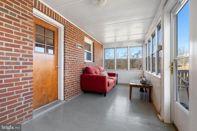 view of sunroom / solarium