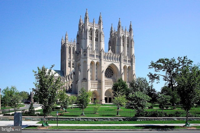 view of building exterior