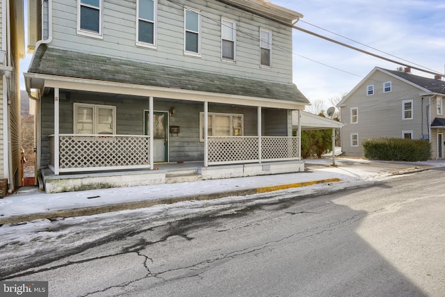 view of front of home