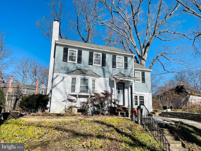 view of front of property