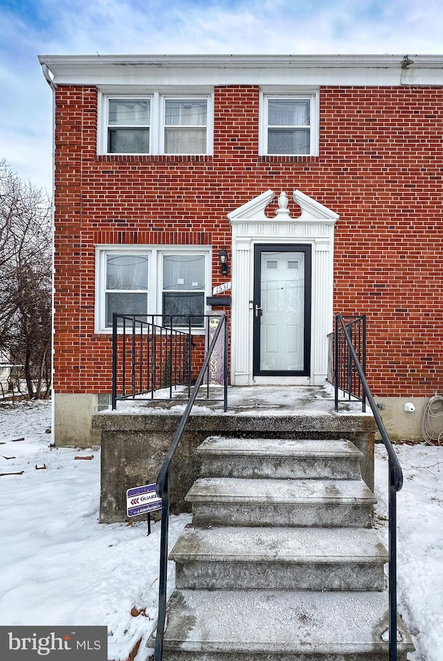 view of front of home