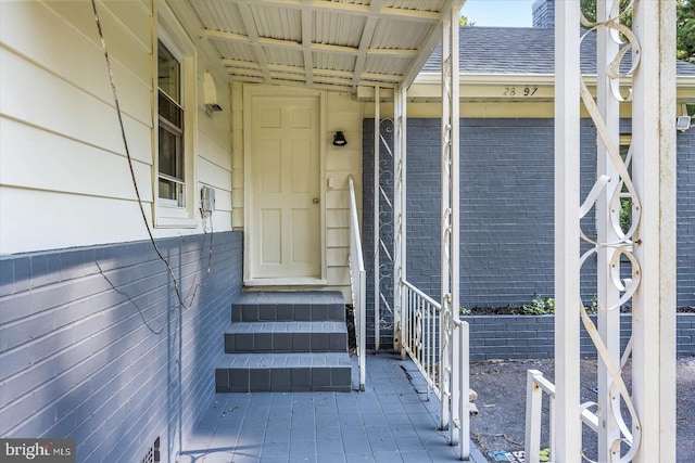 view of property entrance