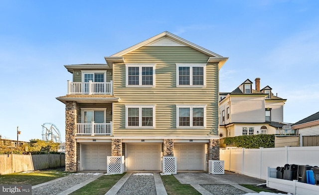 view of front of home featuring a garage