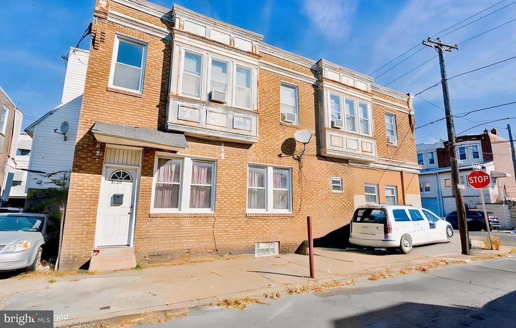 view of townhome / multi-family property