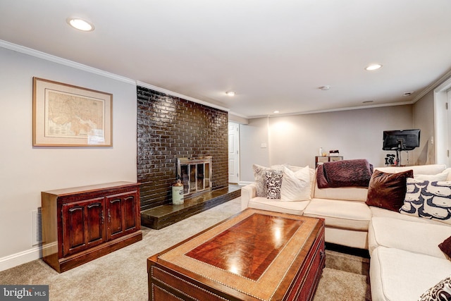 living room with light carpet and crown molding