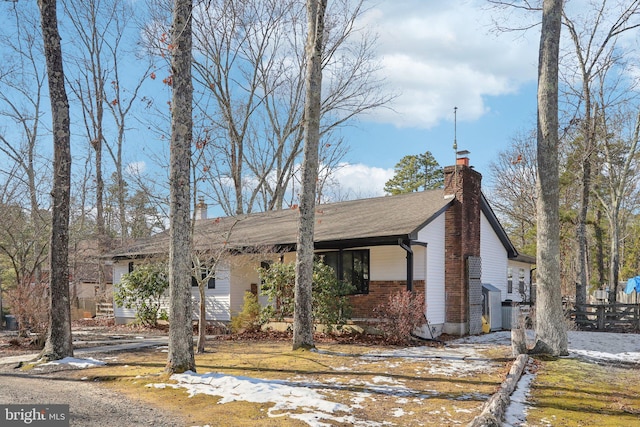 view of front of house