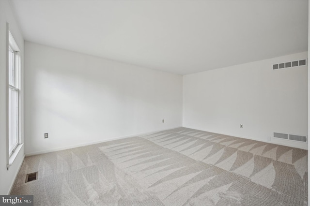 empty room featuring carpet