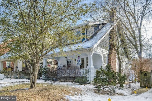 view of front of house featuring covered porch