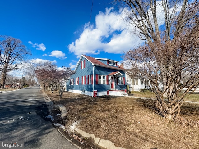 view of property exterior