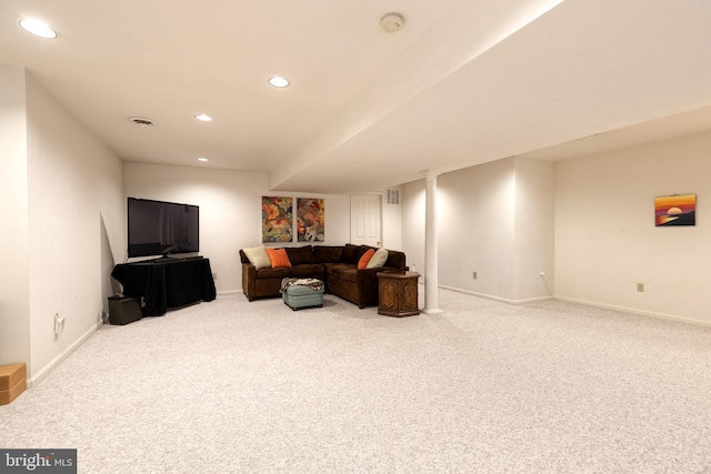 living room featuring baseboards, carpet, visible vents, and recessed lighting