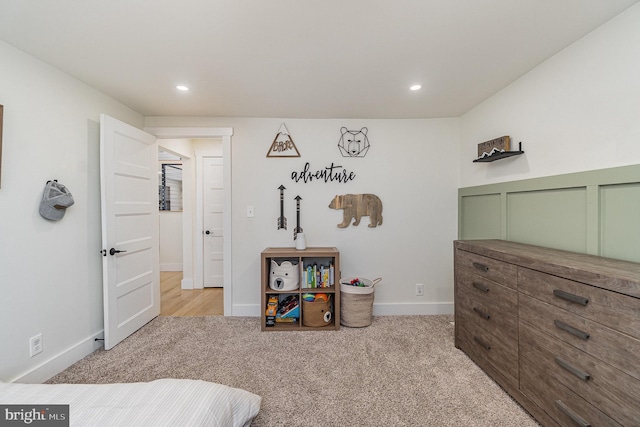 view of carpeted bedroom