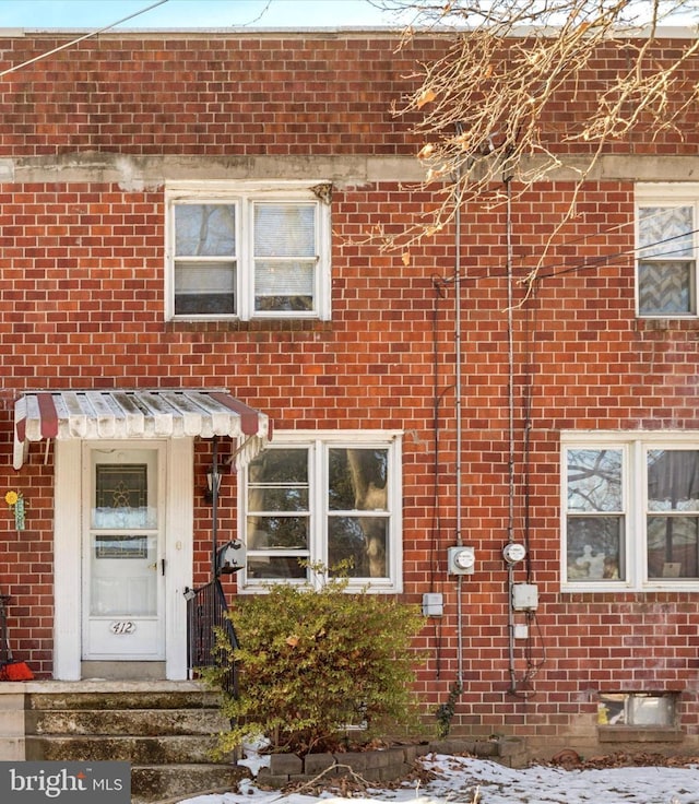 view of front of house