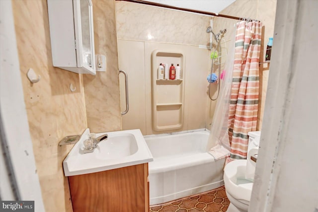 full bathroom featuring vanity, toilet, and shower / bath combo