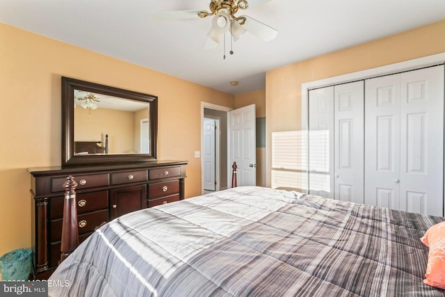 bedroom featuring ceiling fan and a closet