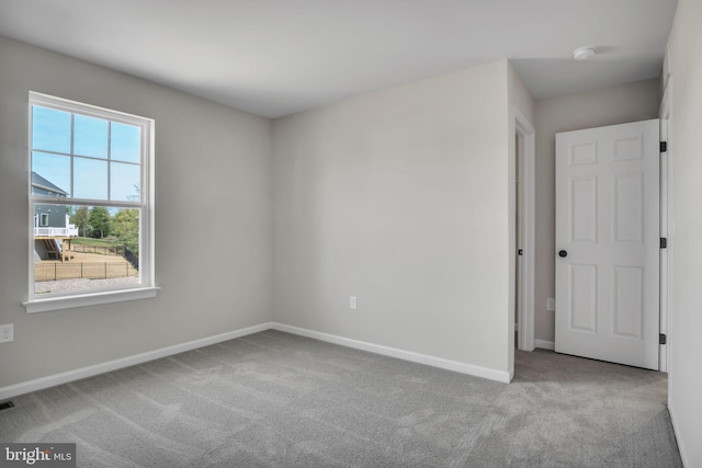 111 Jennifer Cir, Harrisburg, PA 17112 - carpeted spare room featuring baseboards and a smoke detector