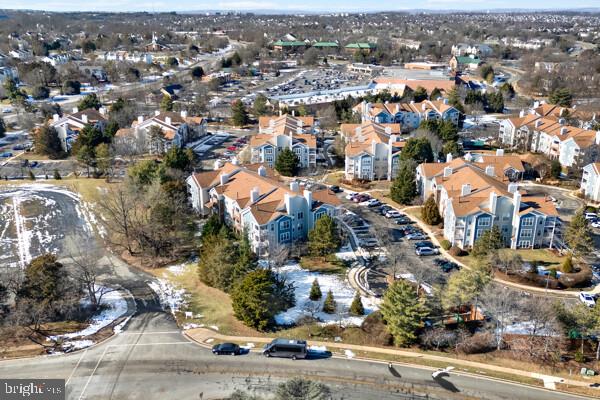 drone / aerial view with a residential view