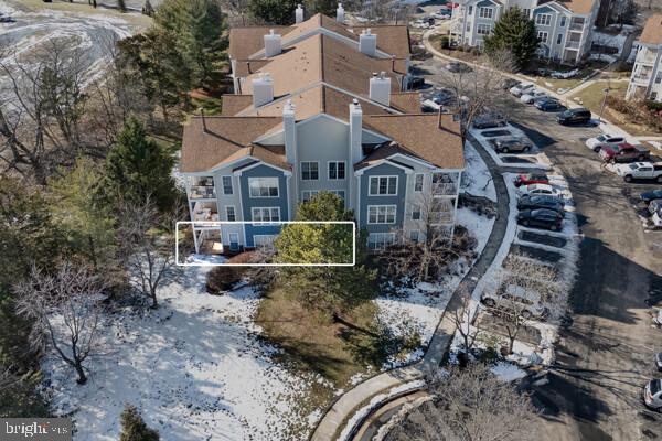 aerial view featuring a residential view