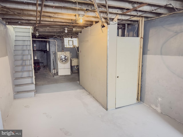 basement featuring washer / clothes dryer