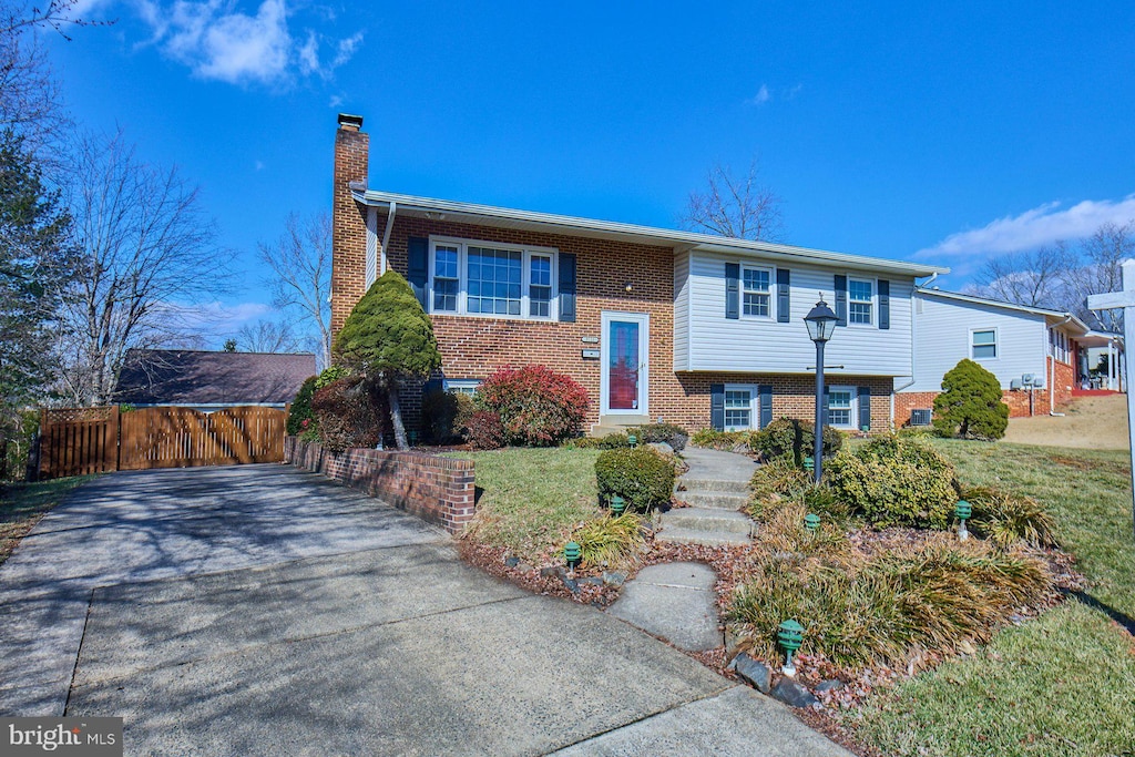 view of split foyer home