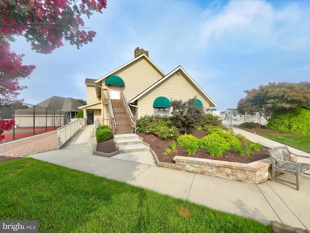 view of front of home