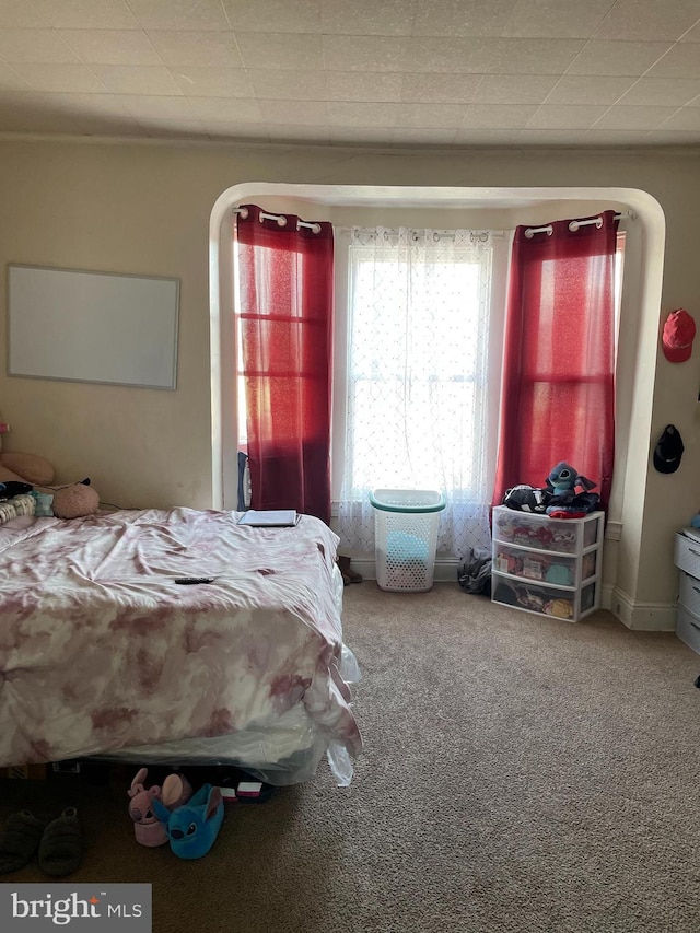 unfurnished bedroom featuring carpet floors