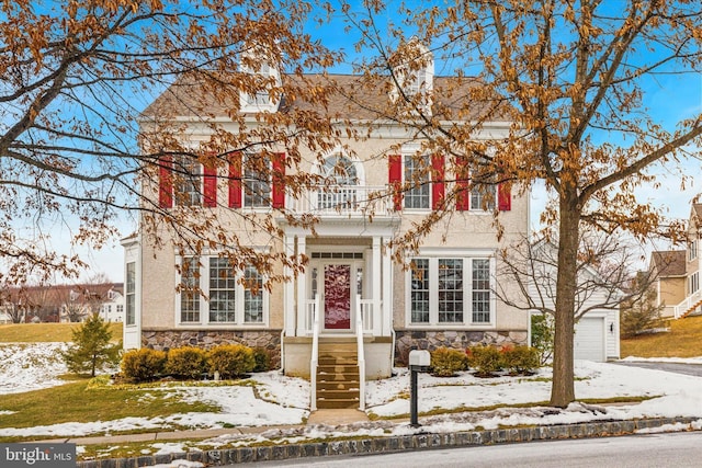 view of front of home featuring a garage