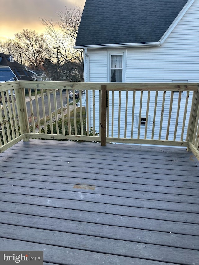 view of deck at dusk