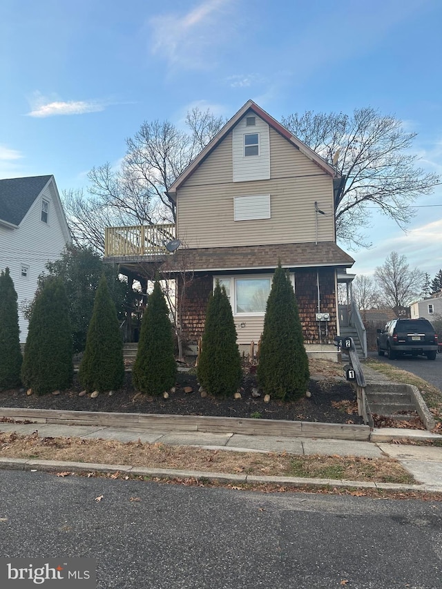 view of side of home