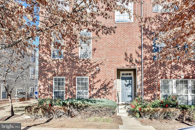 view of townhome / multi-family property