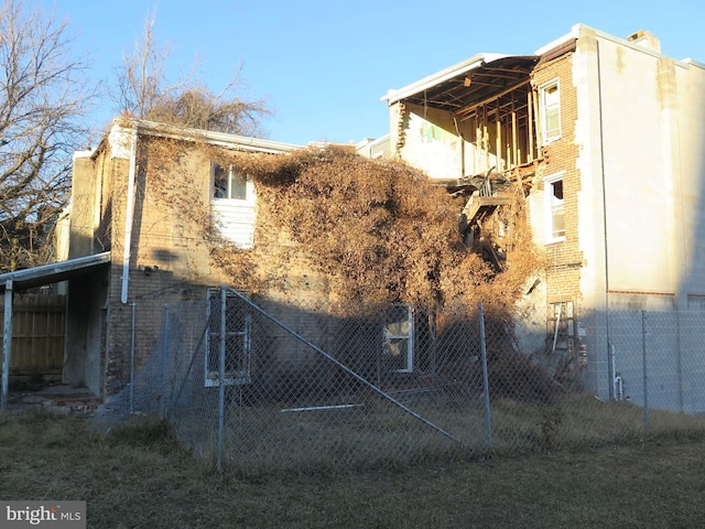 view of home's exterior