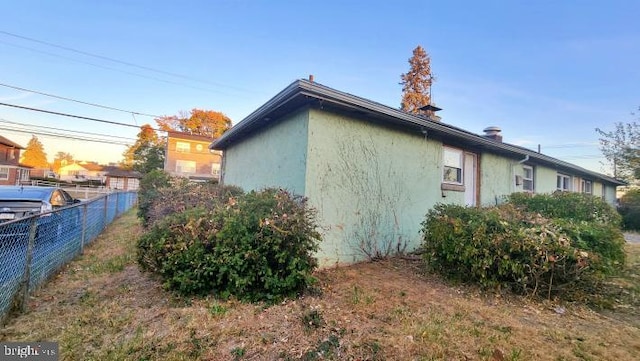 view of home's exterior