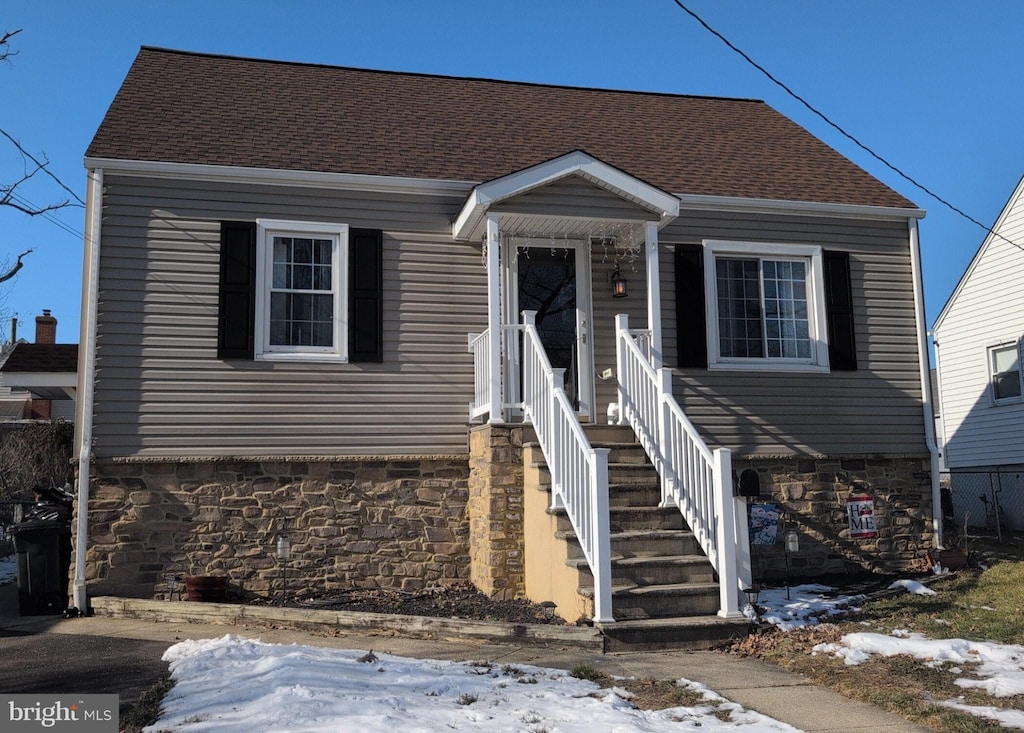 view of front of house