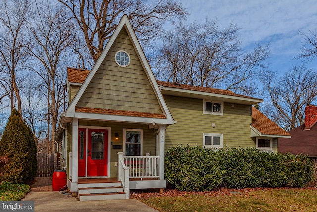 view of front of home featuring a porch