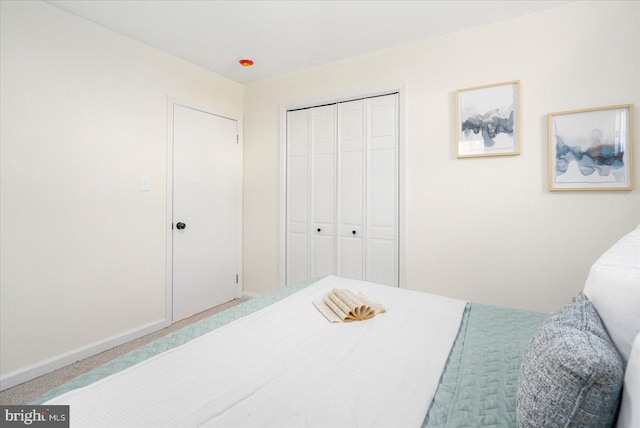 bedroom featuring a closet