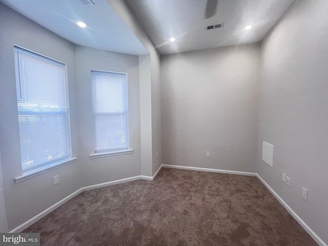 view of carpeted spare room