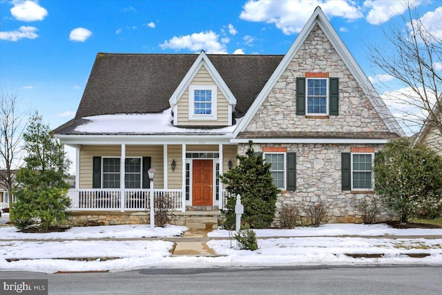 view of front of home with covered porch