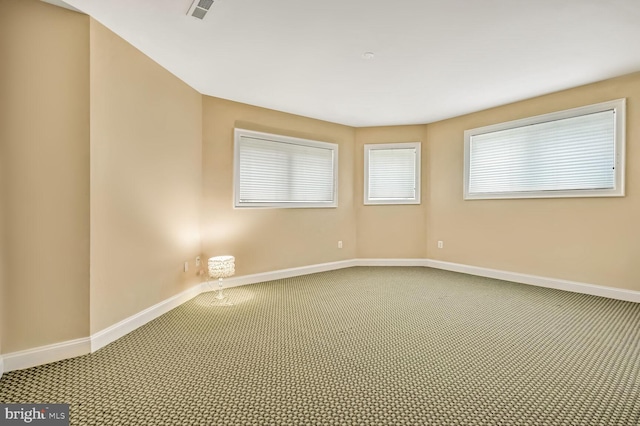 view of carpeted spare room