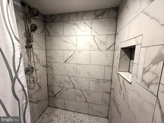 bathroom with walk in shower